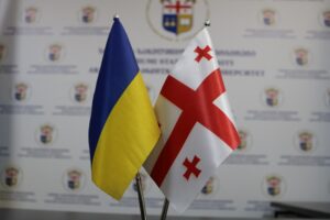 „ssu-90“-–-mrgvali-magida-„saqarTvelo-da-ukraina_-saerTo-evropuli-arCevani“-1652278885